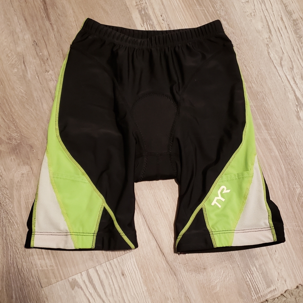 TYR youth cycling shorts
